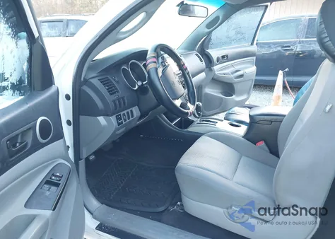 2014 Toyota Tacoma z USA, uszkodzony, nr VIN 5TFTX4CN4EX039566